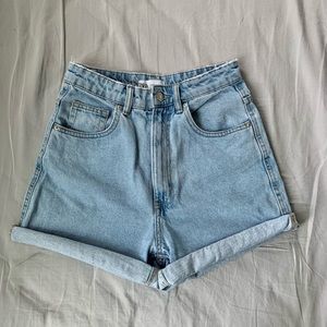 Zara Mom Fit Shorts